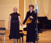 Надежда Бурдыкина (домра) и концертмейстер Татьяна Тимофеева